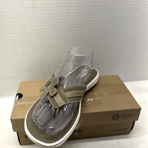 Clarks Cloudsteppers Brinkley Flora Taupe Women SZ 8 M New in Box - Picture 1 of 9