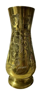 Jarrón vintage de latón Sarna India 5,25" H grabado diseño floral y hoja latón macizo - Imagen 1 de 3