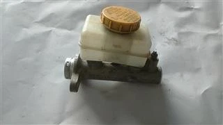 CILINDRO DE FRENO MAESTRO Pickup Nissan Navara (LCD22)(01.2008->) 2008/2012 Foto 1 de 2