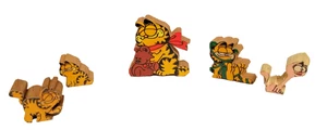 (5) GARFIElD & ARLENE HAND CARVED WOOD SHELF FIGURINES - Picture 1 of 7