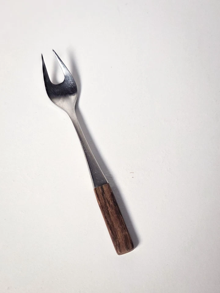 Tenedor para servir cócteles/mariscos Lundtofte LUD14 5 1/2" madera inoxidable marcada Foto 1 de 2