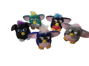 JUEGO DE 5 Tiger Electronics 1998 Furby - orejas y ojos se mueven coleccionables - Imagen 1 de 4