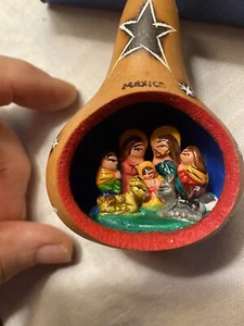 Unikat: Krippe in echtem Gold Ornament zart gefertigt - Bild 1 von 5