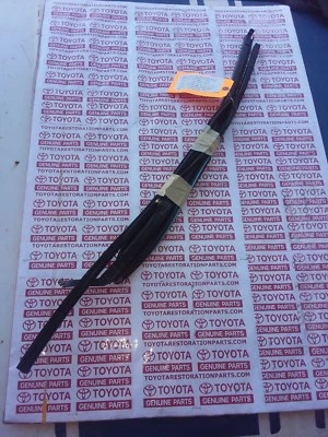 Se adapta a TOYOTA COROLLA RUN AND BAR, PUERTA TRASERA DERECHA 4 PUERTAS VAGÓN 1980 1981 1982 1983 Foto 1 de 2