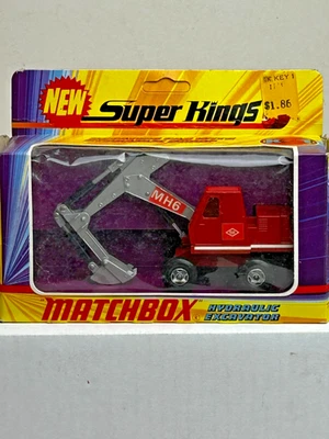 Matchbox Super Kings No. K-1 Hydraulic Excavator with Original Box - Image 1 of 4