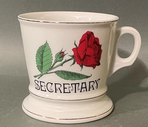 Taza de café secretaria vintage rosa roja poema en la parte posterior - Imagen 1 de 7