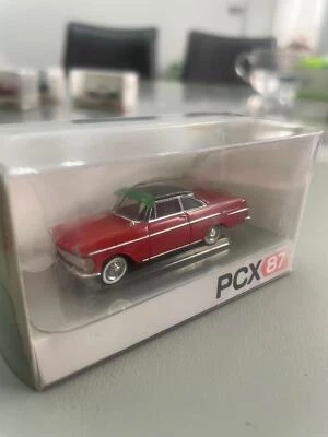 Coche plástico BREKINA 1/87 modelo Opel Rekord P2 rojo Foto 1 de 4