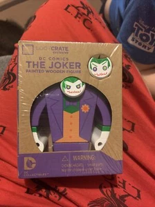Lootcrate Exclusive Dc Comics The Joker Painted Wooden Figure New Item Sealed - Picture 1 of 2