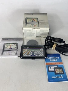 Garmin Nuvi 255W 4.3" Screen Car GPS Navigation System TESTED - Picture 1 of 7
