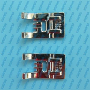 2PCS for Husqvarna VIKING 5 Groove PinTuck Snap on Foot #412-3699-45 - Foto 1 di 2