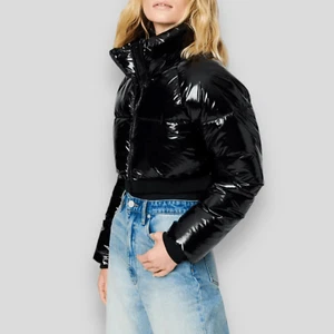 Giacca bianca NYC donna L nera crop puffer in nylon lucido Cold Lover collo alto - Foto 1 di 15