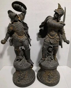 ANTIKES PAAR SPELTER GLADIATOR FIGUREN 18" TALl OHNE MARKIERUNGEN - Bild 1 von 15