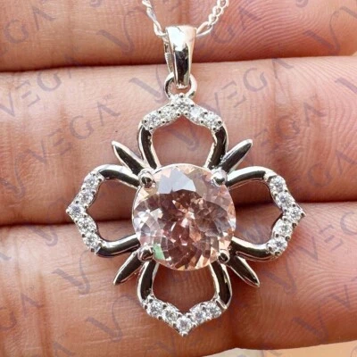 Colgante redondo de morganita natural y diamantes de 3,50 quilates enchapado en oro blanco de 18 k sin cadena Foto 1 de 4
