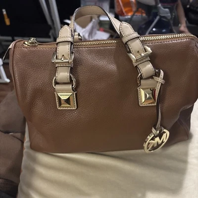 Bolso Cartera MICHAEL KORS Grayson Med Lujo Diseñador Marrón Cuero Guijarro Suave Foto 1 de 4