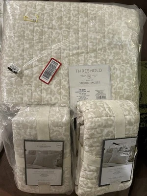 3 Pc F/Q Deco Border Cotton Slub Wood Block Print Quilt & Shams Studio McGee - Image 1 of 4