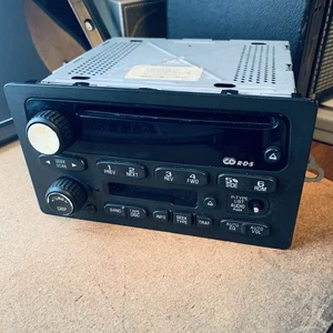 OEM GM Chevy Radio Receiver AM FM Stereo CD PLAYER Tape Cassette Deck 15198701 - Picture 1 of 7