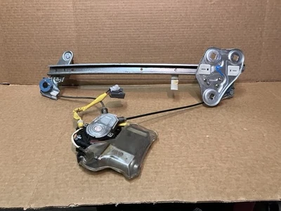 1999-2001 LEXUS ES300 WINDOW REGULATOR MOTOR  passenger side/front - image 1 of 2