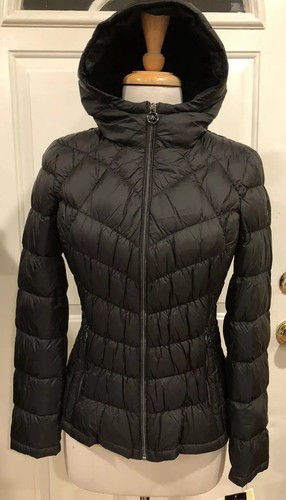 Giacca leggera Michael Kors cappuccio imbottito impacchettabile piumino nero nuova con etichette PS $190