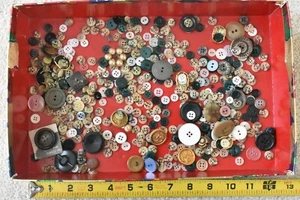 Vintage Sewing Button Lot, 6.8 Ounces Net Weight Lot, B22 - Picture 1 of 5