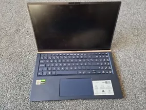 Portátil ASUS ZenBook 15" i7-10510U 1,80 GHz 16 GB RAM 256 GB Nvida GTX - Imagen 1 de 19