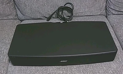 Sistema de som BOSE Solo TV suporte barra alto-falante modelo 410376 - sem controle remoto - Imagem 1 de 4