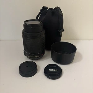Nikon DX Nikkor 55-200mm 1:4-5.6G ED AF-S Lens w/Hood and Pouch w/ Caps - Picture 1 of 8