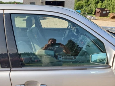 Mercedes Benz E420 1997 puerta delantera derecha cristal/ventana (tinte AS2) Foto 1 de 4