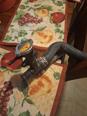 2014-2016 Nissan Versa SV 1.6L OEM Radiator Cap Engine Coolant Filler Neck - Image 1 of 3