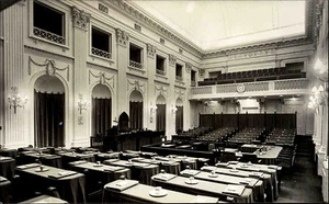 Postal de La Haya Países Bajos s/w ~ 1950/60 sala de cargado Tweede cámara sala de reuniones - Imagen 1 de 2
