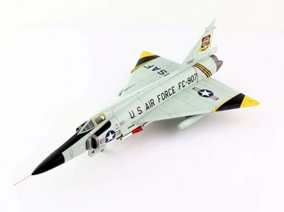 Hobby Master escala 1/72 HA3114 - Avión convair F-102A Delta Dagger Foto 1 de 4