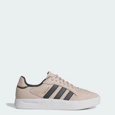 Adidas Hombre Tyshawn Zapatos Bajos Foto 1 de 4