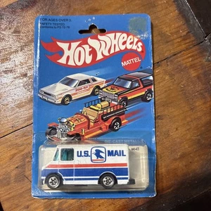 Hot Wheels Letter Getter 1981 Sealed On Card Hong Kong 9643 US Mail - Picture 1 of 5