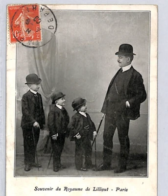 FRANCE Postcard *Royaume de Lilliput* Paris 1909 HATS MEN SUITS {samwells}YZ291 - Image 1 of 4