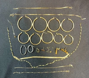 Lot of 14K Gold Jewelry for Scrap or Use 27.95 grams (RWT) - Picture 1 of 2