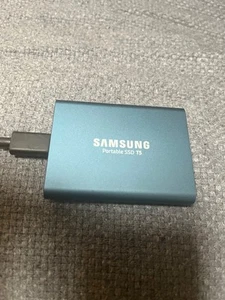 Samsung Portable SSD T5 500gb Blue - Picture 1 of 1