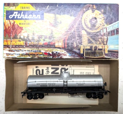 ATHEARN BLUE BOX ~ 1578 40' SINGLE DOME TANK CAR ~ SOUTHERN PACIFIC 60683~ BOX - Image 1 of 4