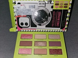 Makeup Revolution X Emily In Paris CAMERA QUEEN Eyeshadow Palette - NIB Netflix - Picture 1 of 6