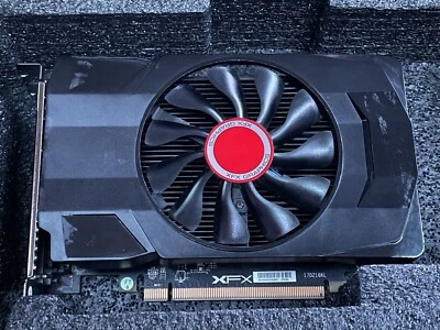 Tarjeta de gráficos XFX Radeon RX 560 AMD Foto 1 de 2