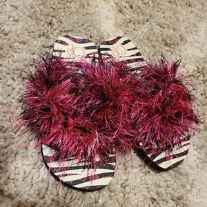 Girls OP black white and pink size 11/12 furry Crocheted flip flops - Picture 1 of 3