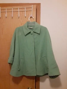 Cabi Women's Poncho Wool Blend M/L Grreen Front Pockets Button Polka Dot Lining - Picture 1 of 9