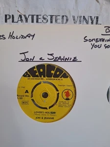 JON & JEANNIE LOVERS HOLIDAY BEACON NORTHERN SOUL UK VG 7" VINYL SINGLE RECORD - Imagen 1 de 4