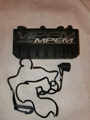 2002 Skidoo Mxz 700 MPEM Box With Tether Key - Image 1 of 3