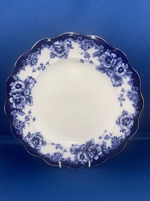 2x BLUE & WHITE ROYAL DOULTON SUTHERLAND SALAD PLATE 24.5cm Wide - Image 1 of 4