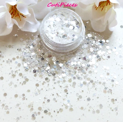 Nail Art Chunky *Snow*Xmas White Silver Iridescent Hexagon Glitter Mix 5ml Pot