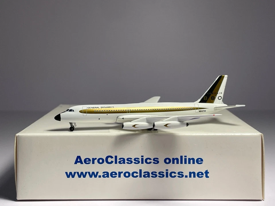 Aeroclassics 1:400 General Dynamics Convair CV-880 N801TW house colors AC90405 - Image 1 of 2