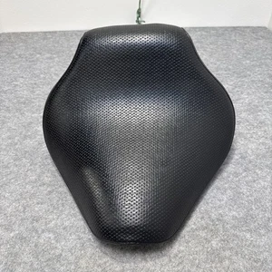 Front Driver Seat OEM Yamaha V Star 1100 XVS1100 Classic Custom 1999-2011 Black - Picture 1 of 5