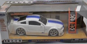 Jada Lopro 2006 Ford Mustang GT 1:24 Diecast - Picture 1 of 8