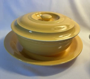 Vintage Fiesta Kitchen Kraft *Promotional Casserole* & Pie Plate (Kitchen Set) - Picture 1 of 8