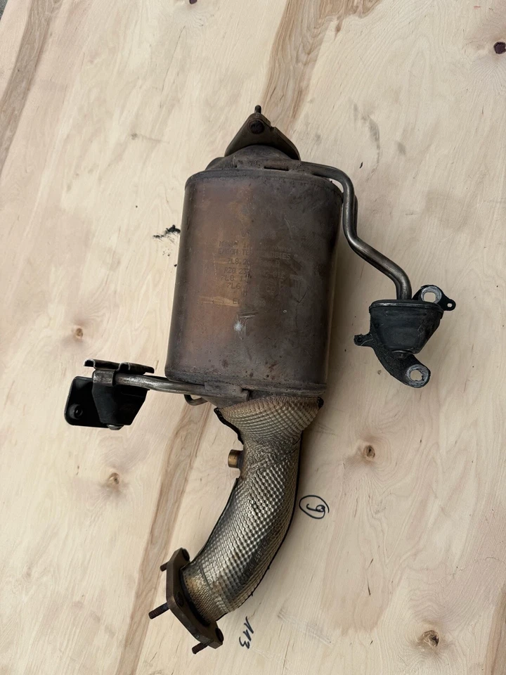 Filtro de escape original Audi 7L8-254-800-H Q7 3,0 l DIESEL TDI Foto 1 de 1