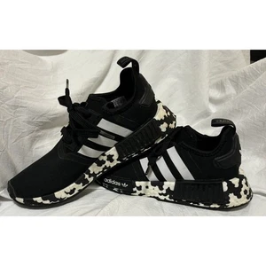 Adidas Youth Sz 4.5 NMD R1 Running Shoes Black/White Speckled Sneakers Athletic - Picture 1 of 10